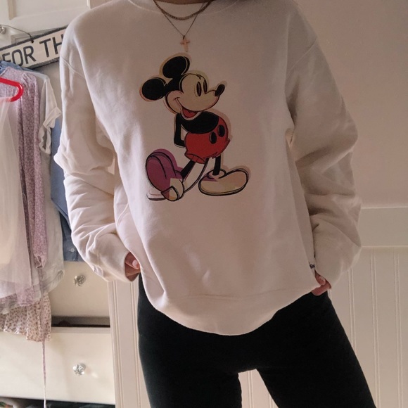 SOLD uniqlo white disney crewneck sweatshirt - Picture 3 of 4